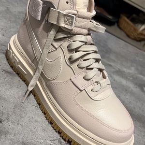 Nike Air Force utility 2.0
